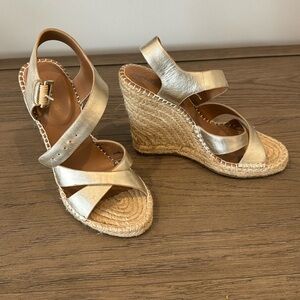 Joie gold espadrille